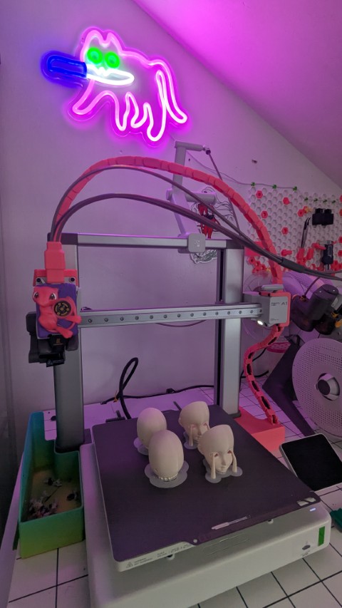 printing two heads and caps on bambu A1